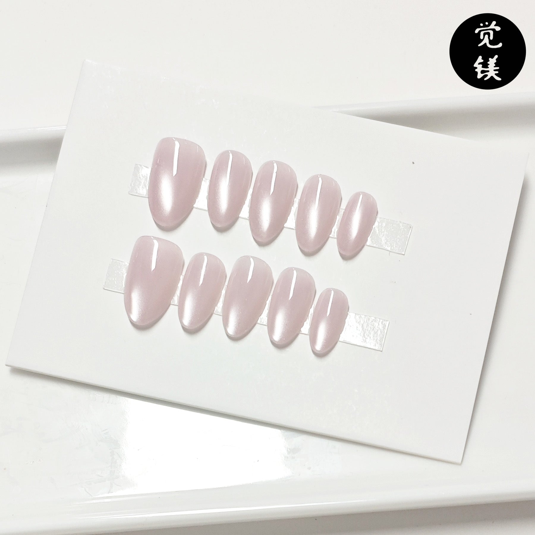 Chic Handmade Cat Eye Short Almond Press-On Nails