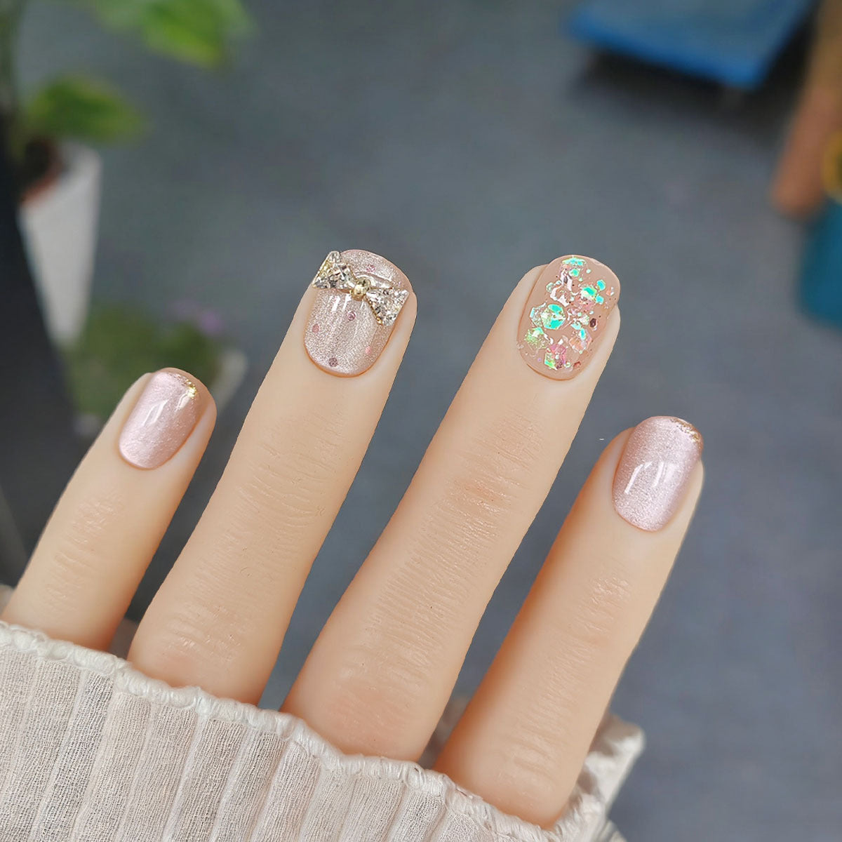 Cute Cat Eye Press-On Nails with Rhinestone Bows | Short Square Glam