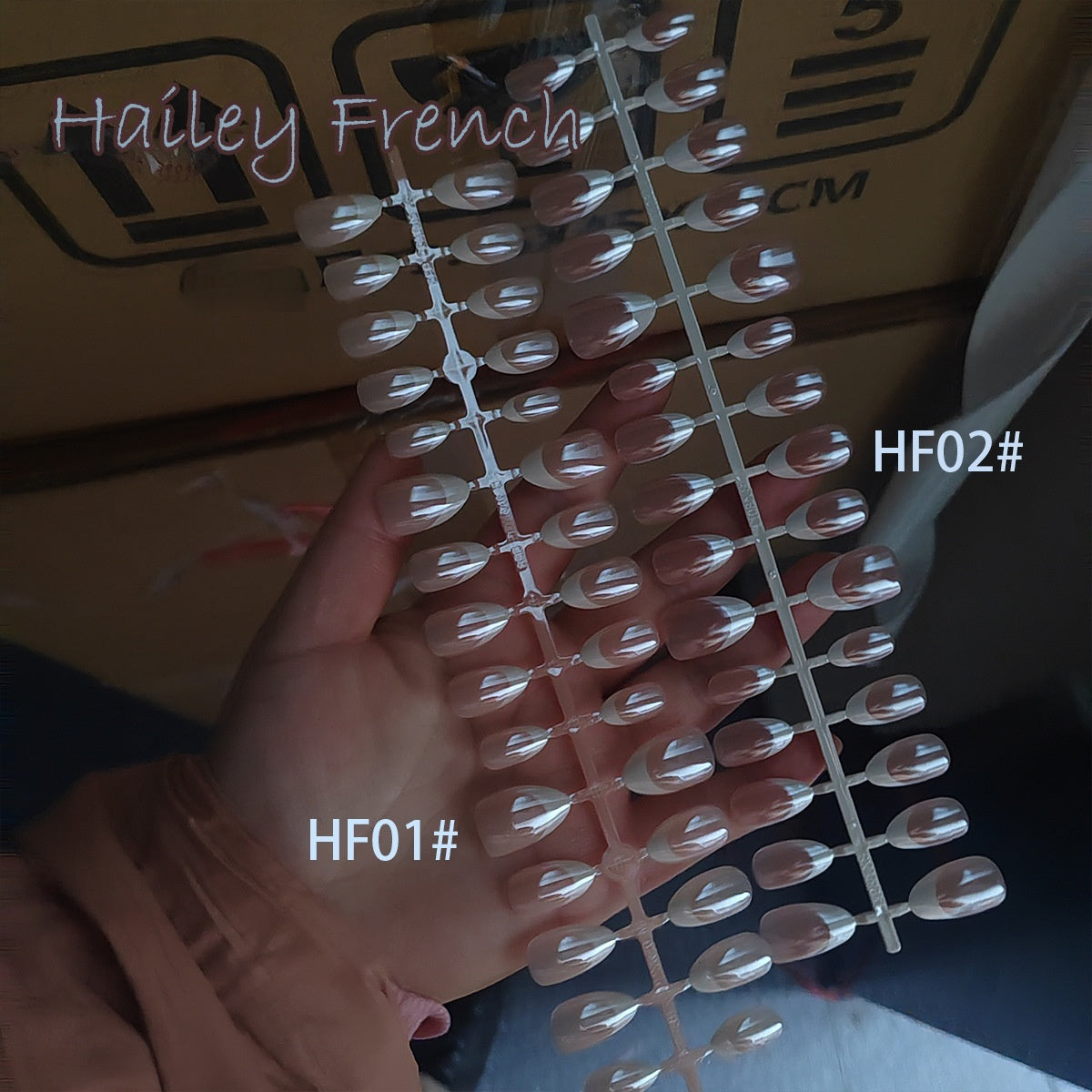 Trendy Hailey French Chrome Aura French Tip Press-On Nails