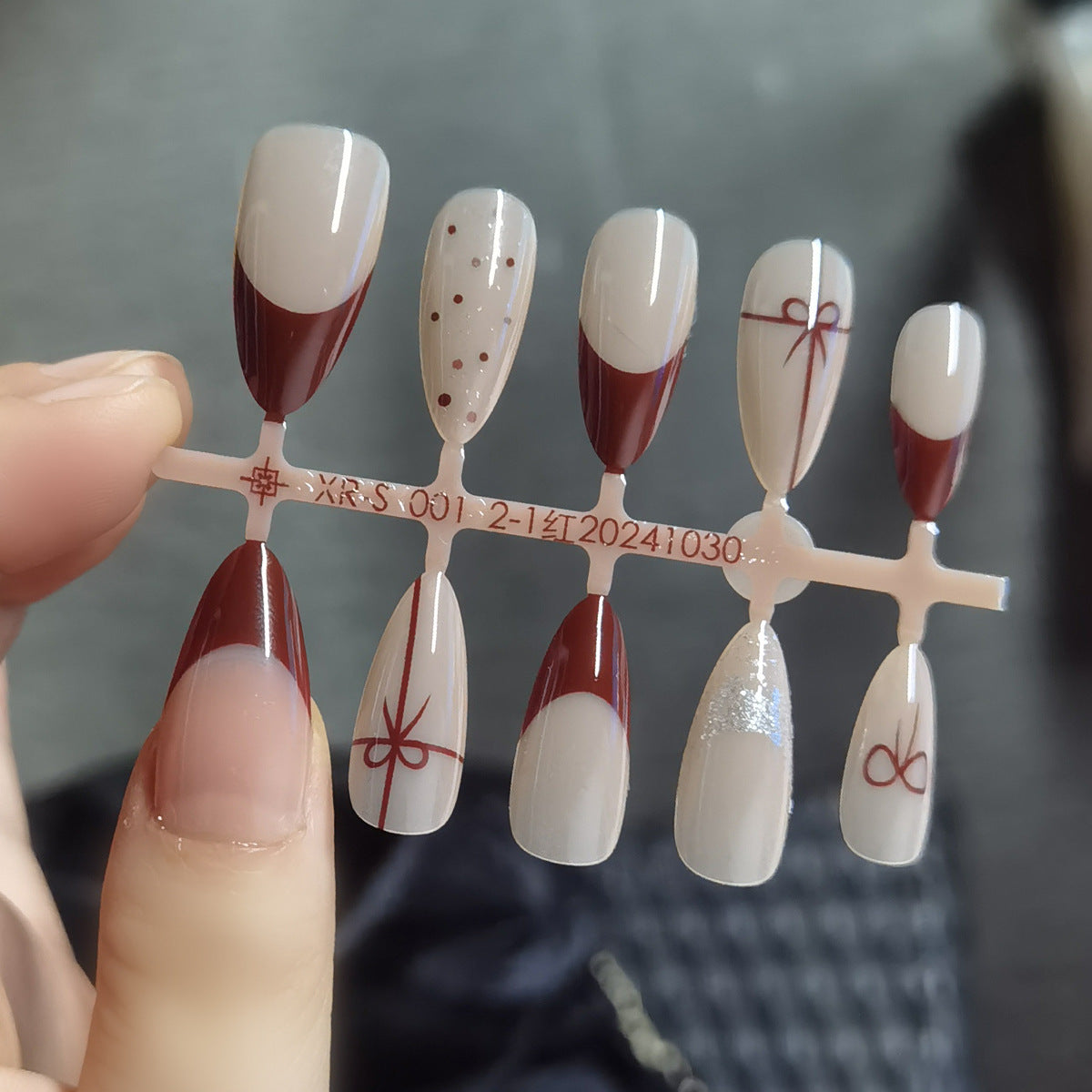 Elegant Burgundy French Tip & Gift Bow Press-On Nails