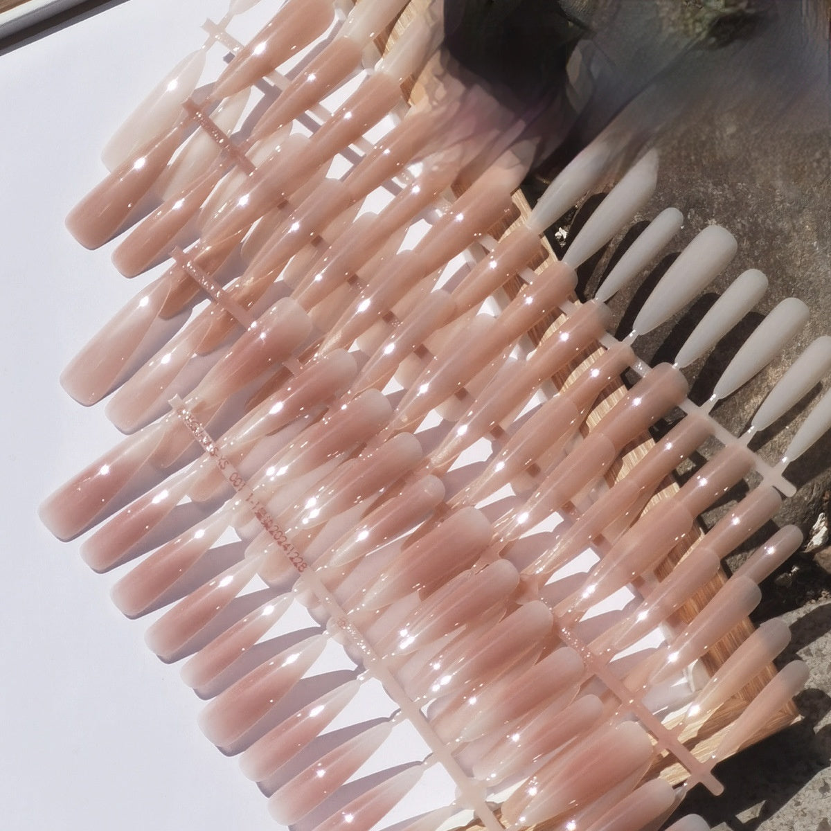 Ultra Long Pointy Stiletto Press-On Nails - Nude Blush Ombre