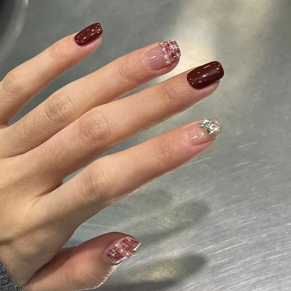 Elegant Burgundy & Tweed Short Press-On Nails