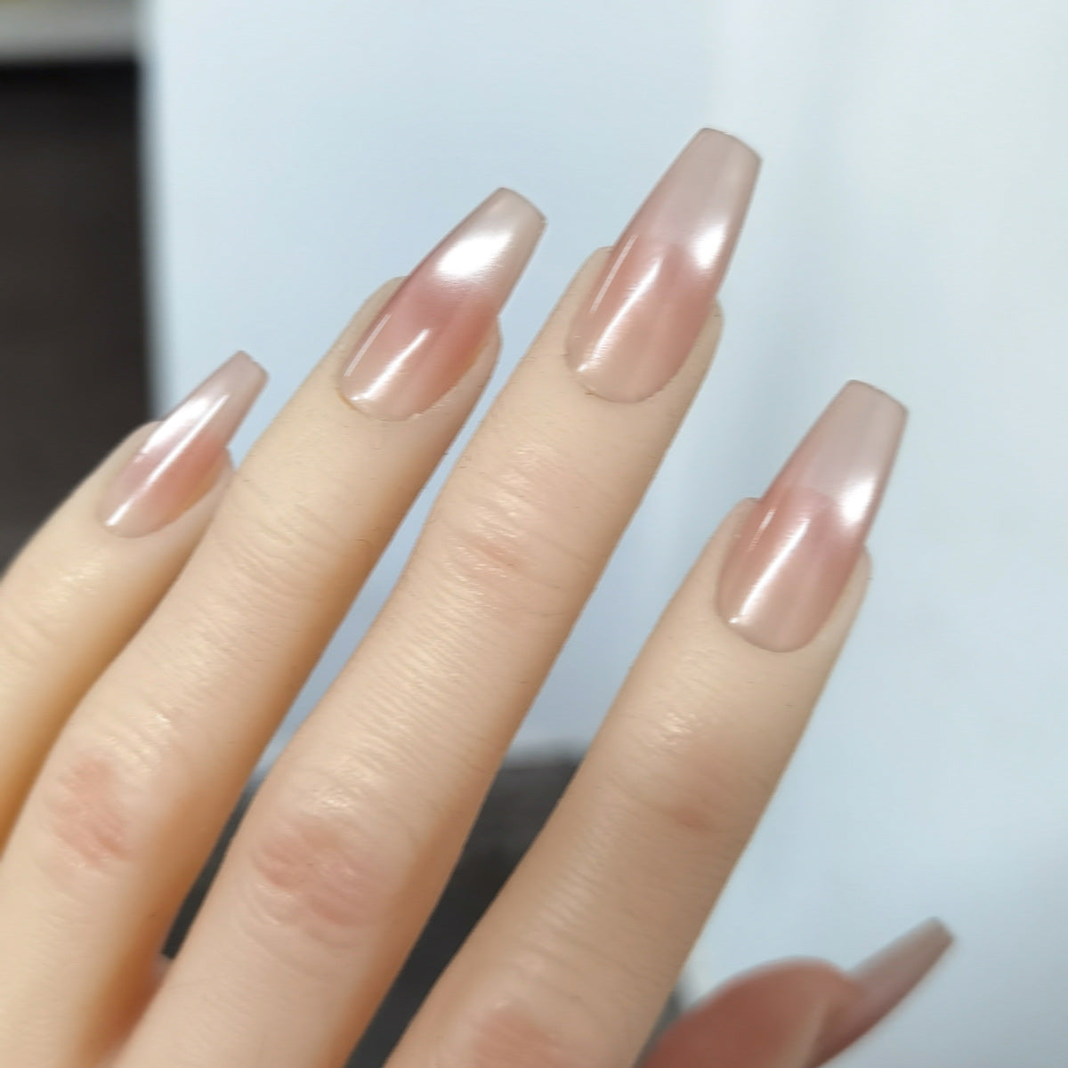 Luminous Blush Cat Eye Press-On Nails | Medium Coffin Shape