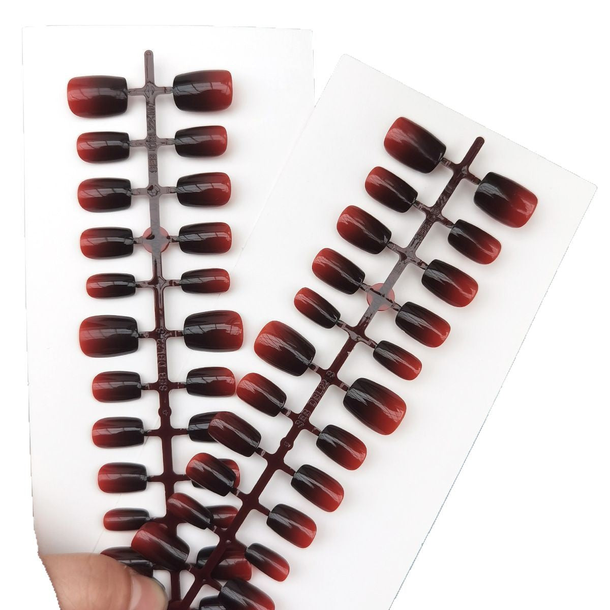 Chic Red & Black Ombre Press-On Nails | Edgy Short Square