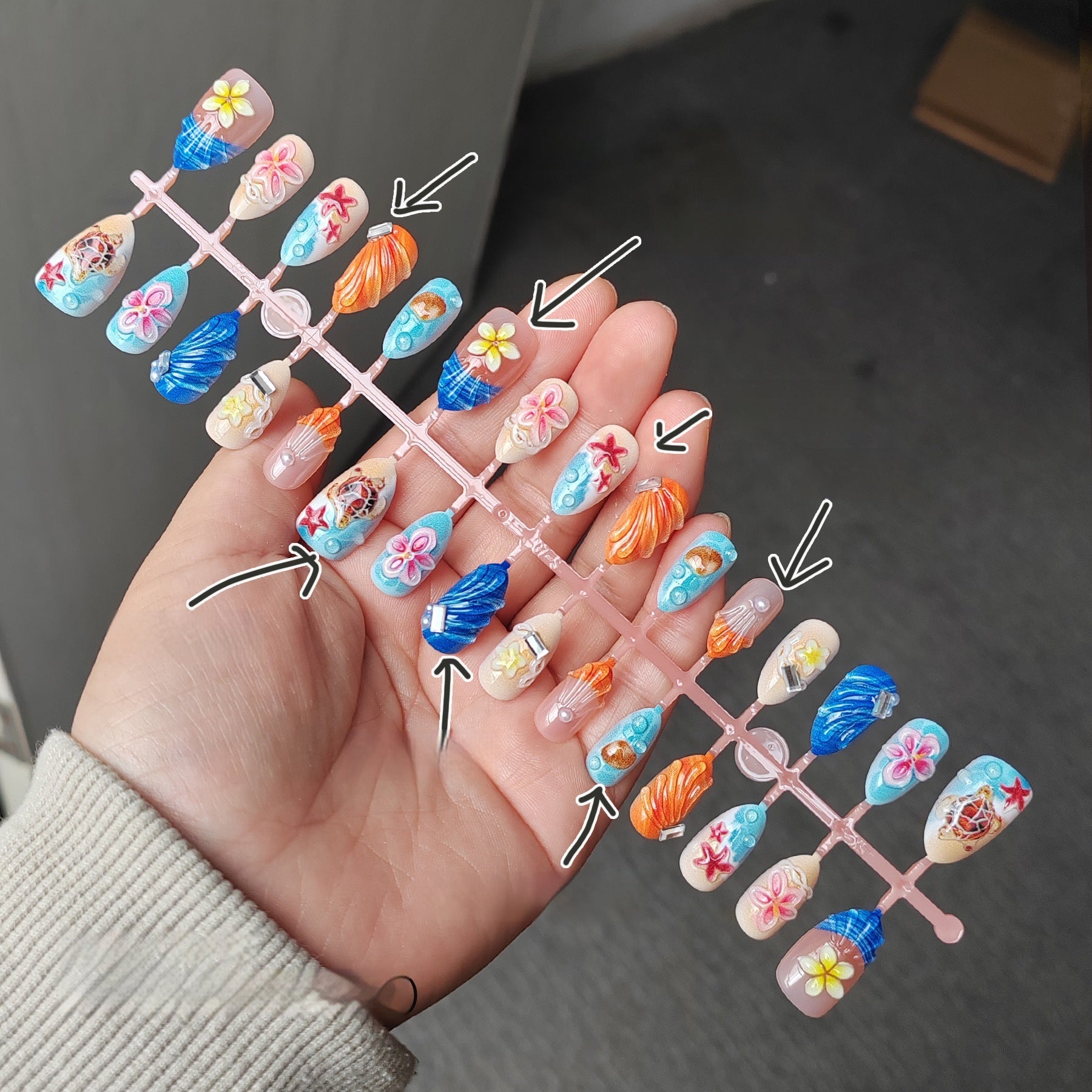 Chic 3D Resin Press-On Nails - Floral & Trendy Designs