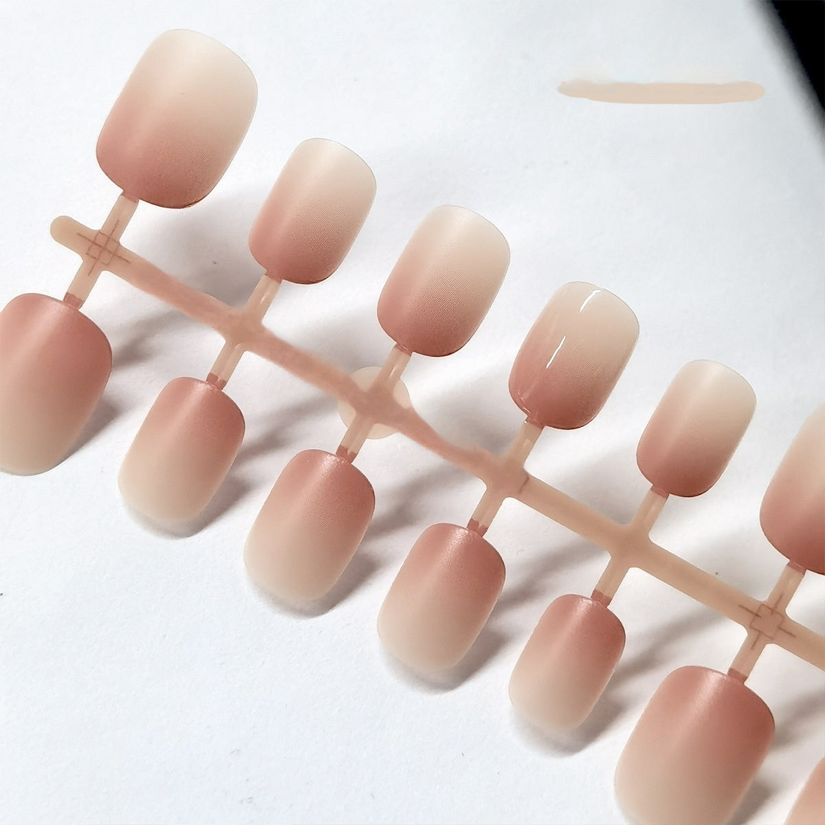 White Peach Oolong Ombre Matte Press-On Nail Tips - 30 Pcs Short Squoval Blanks