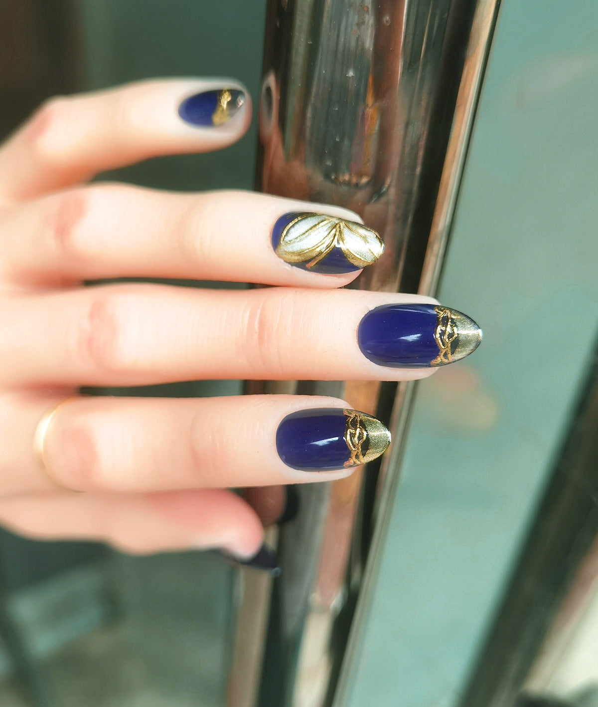 Chic Short Almond Press-On Nails - Classic French & Versatile Colors