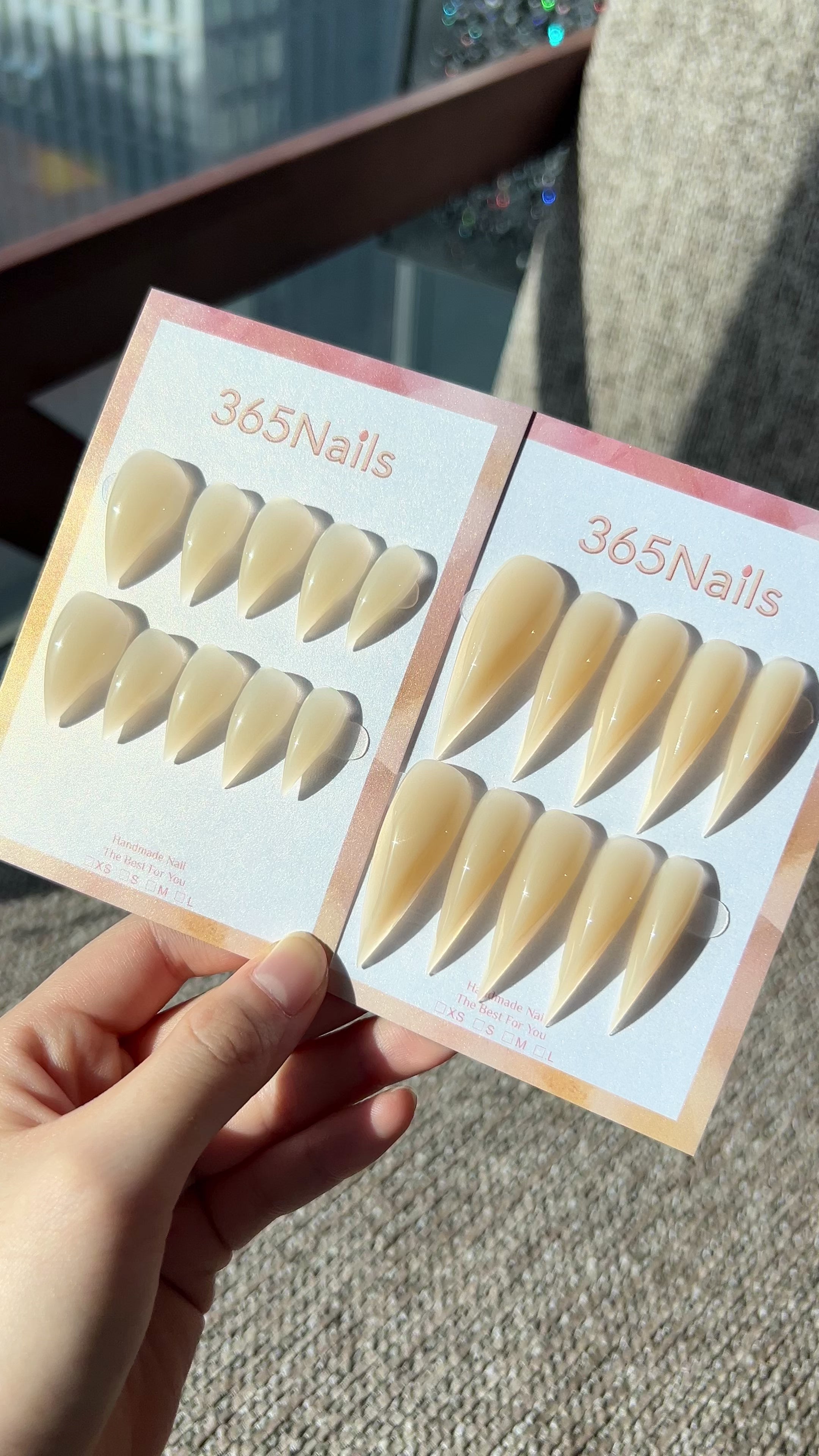 Cargar vídeo: Creamy Latte Dragon Claw Stiletto Jelly Nude Beige Handmade Dragon Nail