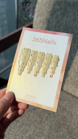 Champagne Jelly Studded Press On Nails｜Iridescent Cream Stiletto | Starry Glitter · Sparkling Series