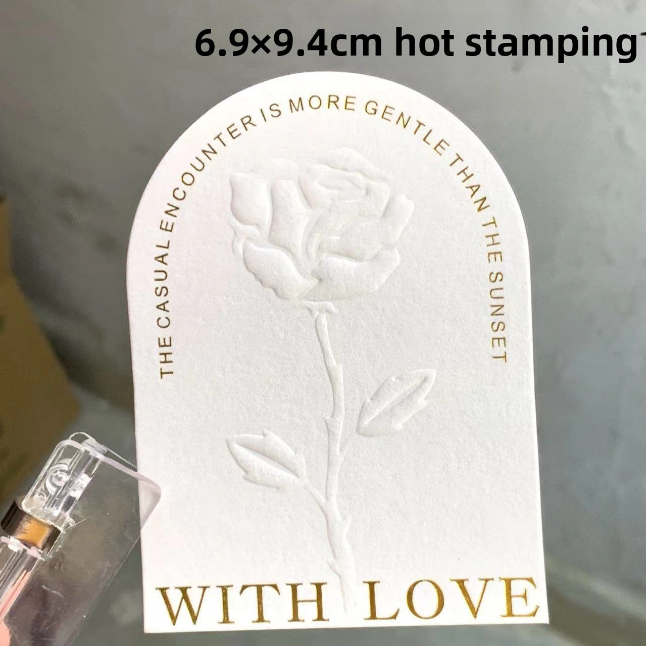 壓紋玫瑰棉紙穿戴甲展示卡（優雅手工製包裝）