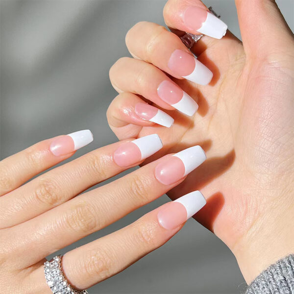 假指甲美甲贴片白法式美甲显白指甲贴片press on nails 甲片 批发