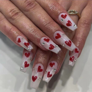 穿戴美甲情人节美甲水钻爱心穿戴甲中长款nail甲片可拆卸美甲成品