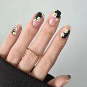 美甲贴片批发甲片黑法式小花穿戴甲短款美甲穿戴甲甲片批发nails