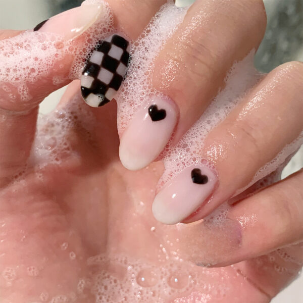 乳白纯欲棋盘格子穿戴美甲成品假指甲美甲贴片指甲片可卸甲片厂销
